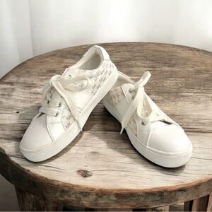 Girls Michael Kors size 1 tennis shoes.